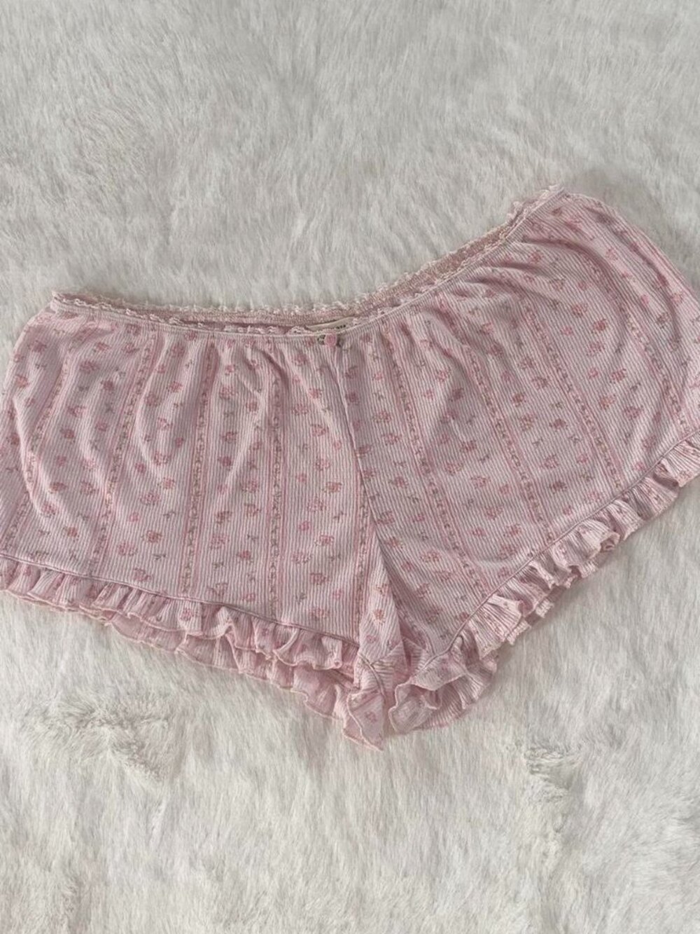 Aeropostale light pink floral pj shorts with ruffles ♡